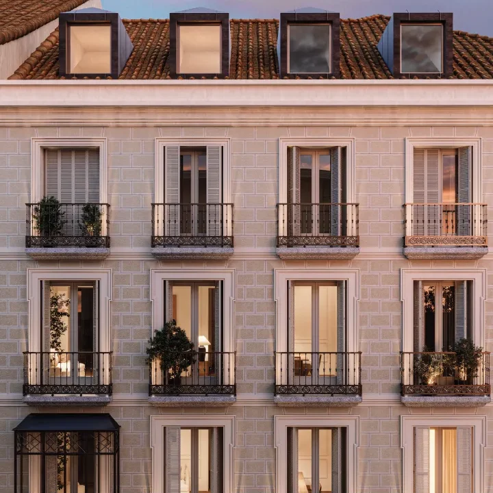 Progress on the refurbishment of a building on Calle Pez, in Madrid’s Malasaña district